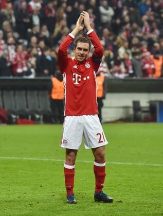 15.02.2017, Fussball, UEFA Champions League, Saison 2016 2017, Achtelfinale, FC Bayern Muenchen - Arsenal London 5:1, Jubel Philipp Lahm (Bayern Muenchen)