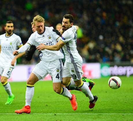 UEFA Europa League match between Krasnodar and Fenerbahce at Krasnodar Stadium in Krasnodar , Russia on February 16 , 2017. Pictured: Simon Kjaer , Sener Ozbayrakli (R) of Fenerbahce and Viktor Claesson of Krasnodar. 