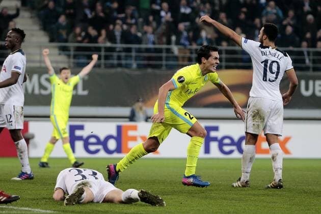 GHENT - FEBRUARY 16, 2017 : Jeremy Perbet forward of KAA Gent celebrates scoring the opening goal pictured during the UEFA Europa League Round of 32 First Leg between KAA Gent and Tottenham Hotspur on february 16, 2017 in Ghent, Belgium FOOTBALL : KAA Gent V Tottenham Hotspur UEFA - 16 02 2017 PHOTONEWS PANORAMIC  687875955