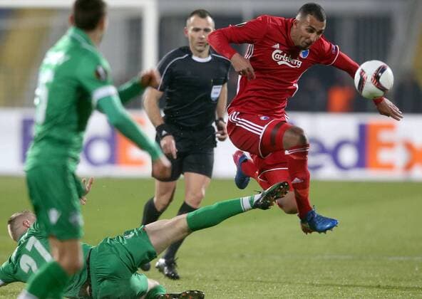 16.02.2017 Sofia(Bulgaria) PFC Ludogorets-FC Kobenhavn(FC Copenhagen) Europa League men s football Youssef Toutouh(r) FC Kobenhavn (FC Copenhagen) passing by Cosmin Moti (L) PFC Ludogorets :Str 