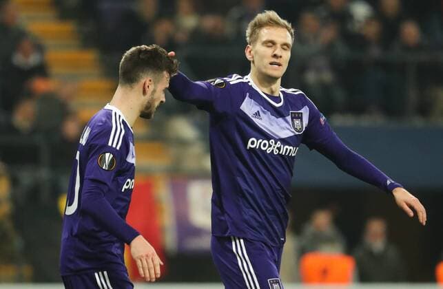 Anderlecht s Massimo Bruno and Anderlecht s Lukasz Teodorczyk pictured during a game between Belgian soccer team RSC Anderlecht and Russian team FC Zenit, first-leg of the 1 16 finals of the Europa League competition, Thursday 16 February 2017, in Brussels. VIRGINIExLEFOUR  x05049133x