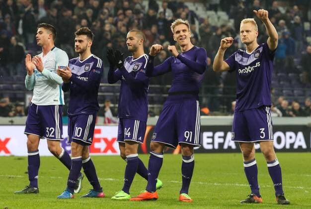 Anderlecht s Leander Dendoncker, Anderlecht s Massimo Bruno, Anderlecht s Sofiane Hanni, Anderlecht s Lukasz Teodorczyk and Anderlecht s Olivier Deschacht celebrate after winning a game between Belgian soccer team RSC Anderlecht and Russian team FC Zenit, first-leg of the 1 16 finals of the Europa League competition, Thursday 16 February 2017, in Brussels. VIRGINIExLEFOUR  x05049155x