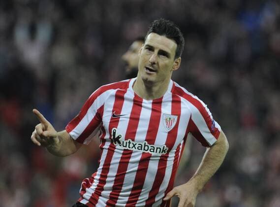 Aduriz. First leg of 1 16 Europa League match between Athletic Bilbao and Apoel Nicosia. In this picture, Aduriz celebrates his goal. xJuanxEcheverriax 