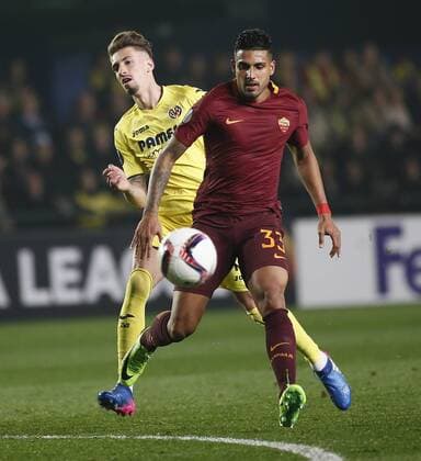 Fußball, EL, FC Villarreal - AS Rom Emerson, Samu Castillejo. First leg of 1 16 Europa League match between Villarreal CF and AS Roma. In this picture, Emerson and Samu Castillejo. xCARMExRIPOLLESx 