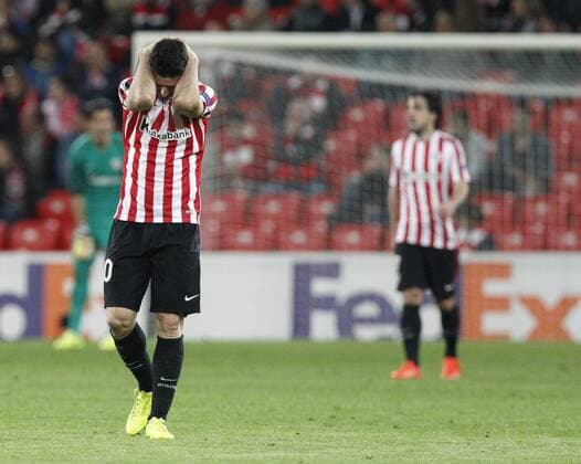 16 02 2017 Bilbao, Spanien - Fussball, Europa League, Athletic Bilbao vs. APOEL Nikosia: Aritz Aduriz  xDAVIDxS.xBUSTAMANTEx xx