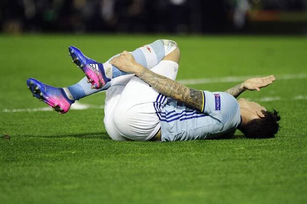 February 16, 2017 - Vigo, Pontevedra, Spain - Pablo Hernandez midfielder of Celta de Vigo (8) reacts during the UEFA Europa League Round of 16 first leg match between Celta de Vigo and Shakhtar Donetsk at Balaidos Stadium on February 16, 2017 in Vigo, Spain. Celta Vigo v Shakhtar Donetsk - UEFA Europa League Round of 32: First Leg  - ZUMAn230 20170216_zaa_n230_416 Copyright: xJosexManuelxAlvarezxReyx