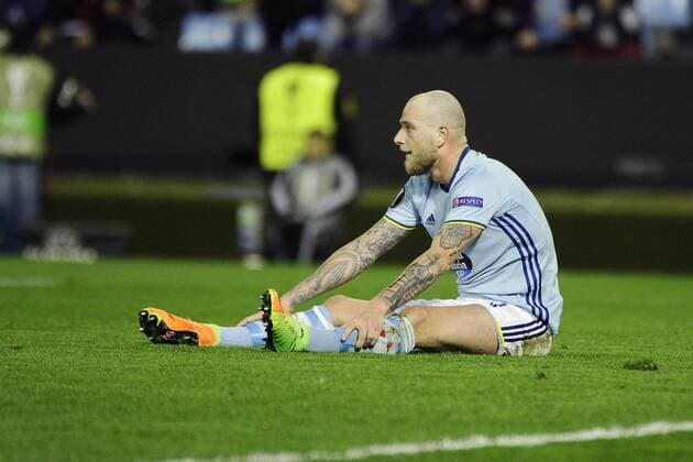 February 16, 2017 - Vigo, Pontevedra, Spain - John Guidetti forward of Celta de Vigo (9) reacts during the UEFA Europa League Round of 16 first leg match between Celta de Vigo and Shakhtar Donetsk at Balaidos Stadium on February 16, 2017 in Vigo, Spain. Celta Vigo v Shakhtar Donetsk - UEFA Europa League Round of 32: First Leg  - ZUMAn230 20170216_zaa_n230_421 Copyright: xJosexManuelxAlvarezxReyx
