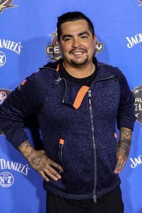 February 17, 2017 - Chef Aaron Sanchez posing for media at the Red Carpet Event before the NBA Basketball Herren USA All-Star Celebrity Game at the Mercedes-Benz Superdome in New Orleans, LA. CSM NBA 2017: NBA All-Star Celebrity Game FEB 17 - ZUMAc04_ 20170217_zaf_c04_104 Copyright: xStephenxLewx