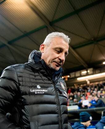 17. Februar 2017: Braunschweig, Fussball 2. Bundesliga, 21. Spieltag: Eintracht Braunschweig - FC Erzgebirge Aue: Aues Trainer Pavel Dotchev.