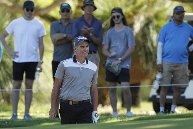 February 18th 2017, Lake Karrinyup Country Club, Perth, Western Australia, Australia; ISPS Handa World Super 6 Perth Golf Tournament Day 3 Lucas Herbert (AUS) watches his chip out of the bunker on the 16th hole during his round of 69 on day 3 xDavidxWoodleyx  ActionPlus11847424