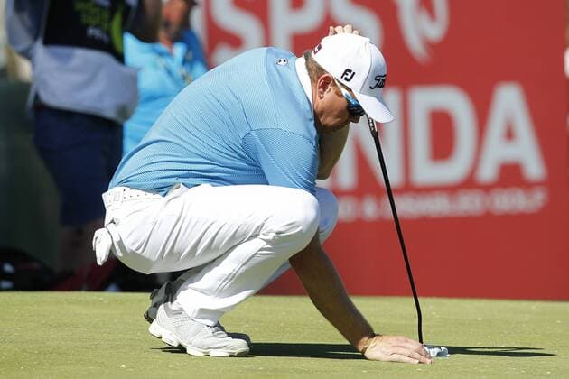 February 18th 2017, Lake Karrinyup Country Club, Perth, Western Australia, Australia; ISPS Handa World Super 6 Perth Golf Tournament Day 3 Steven Jeffress (AUS) places his ball on the 14th green during his round on day 3 xDavidxWoodleyx  ActionPlus11847432