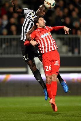 Cheikh N Doye (ang) - Vincent Muratori (nan) FOOTBALL : Angers vs Nancy - Ligue 1 - 18 02 2017 AnthonyBIBARD FEP Panoramic 