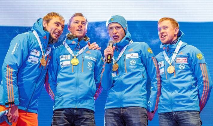 18.02.2017, Biathlonarena, Hochfilzen, AUT, IBU Weltmeisterschaften Biathlon, Hochfilzen 2017, Staffel Herren, Siegerehrung, im Bild Goldmedaillengewinner Alexey Volkov (RUS), Maxim Tsvetkov (RUS), Anton Babikov (RUS), Anton Shipulin (RUS) Winner and Gold Medalist Alexey Volkov of Russian Federation Maxim Tsvetkov of Russian Federation Anton Babikov of Russian Federation Anton Shipulin of Russian Federation during Winner Ceremony of the Mens Relay of the IBU Biathlon World Championships at the Biathlonarena in Hochfilzen, Austria on 2017 02 18. Hochfilzen EP_fei