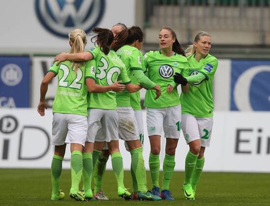 Torjubel 2-0 durch Tessa Wullaert (VfL Wolfsburg)
