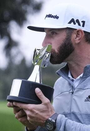 February 19, 2017 - Los Angeles, California, U.S - Dustin Johnson celebrates with his trophy after the final round of the PGA Golf Herren Tour Genesis Open golf tournament at Riviera Country Club on February 19, 2017, in Los Angeles. Dustin Johnson won the Genesis Open. Dustin Johnson won the Genesis Open - ZUMAc68_ 77385536st Copyright: xRingoxChiux