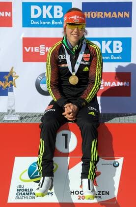 Biathlon 19.02.2017 IBU Weltmeisterschaften Hochfilzen AUT 12,5 km MASSENSTART Damen Frauen DAHLMEIER Laura GER Jubel Freude
