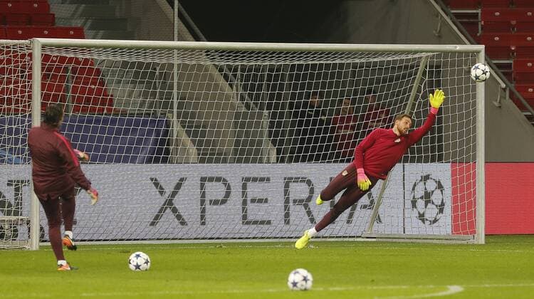 Atletico Madrid practice session in Leverkusen before the Champions League match. In this picture, Oblak. xPABLOxGARCIAx 