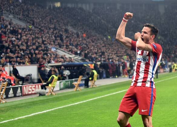 21.02.2017, xhbx, Fussball Champions League, Bayer 04 Leverkusen - Atletico Madrid, emspor, v.l. Saul Niguez (Atletico Madrid) celebrate the goal, Torjubel zum 0:1 Leverkusen