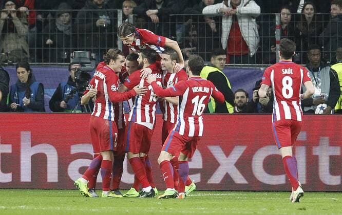 Team Madrid celebrate the 3:1 goal during the Championsleague match between Bayer 04 Leverkusen and Atletico Madrid, Bayarena in Leverkusen on February 21., 2017. Bayer 04 Leverkusen vs. Atletico Madrid im Achtelfinale der Champions League der Saison 2016 2017 am 21. Februar 2017.