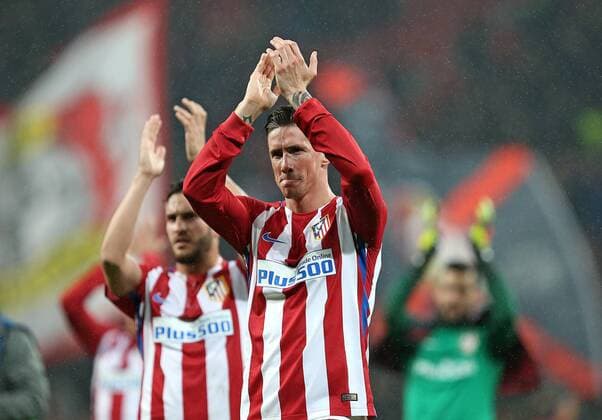 21.02.2017, Fussball UEFA Champions League 2016 2017, Achtelfinale, Bayer 04 Leverkusen - Atletico Madrid, in der BayArena Leverkusen. Schlussjubel Fernando Torres (mi., Atletico Madrid) 