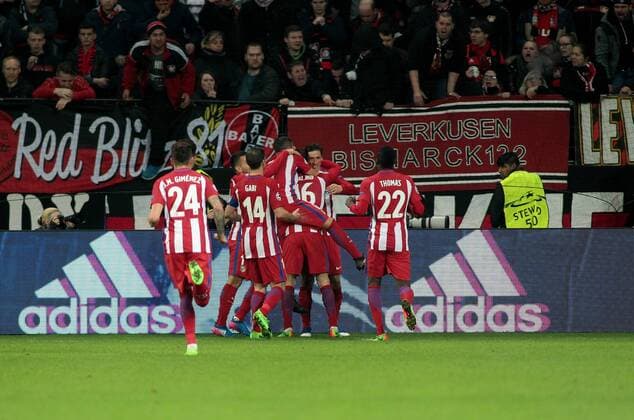 21.02.2017 - Die Spieler von Atletico Madrid freuen sich über das Tor zum 2:4 von Fernando Torres (Atletico Madrid ) beim Champions League Achtelfinal Hinspiel (Saison 2016 17) Bayer Leverkusen - Atletico Madrid. Copyright Thomas Pakusch