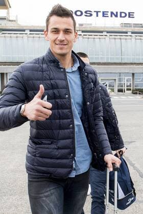 Gent s goalkeeper Lovre Kalinic pictured at the departure in Oostende airport of Belgian soccer team KAA Gent, Wednesday 22 February 2017. Tomorrow, Gent is playing 1 16 finals return leg game of the Europa League competition against British team Tottenham. First leg result was 1-0 in Gent. JASPERxJACOBS  x05051883x