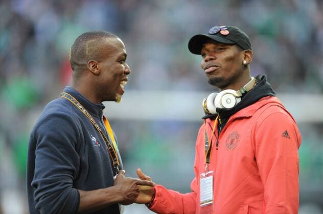 Fußball, EL, Pogba-Brüder vor Manchester United - AS St. Etienne 19 Florentin Pogba (asse) - 06 Paul Pogba (man) FOOTBALL : AS Saint Etienne vs Manchester United ManU - Europa League - 22 02 2017 FEP Panoramic 