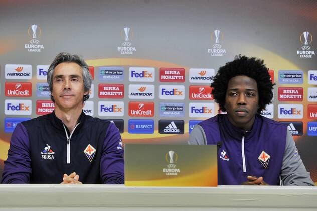Italy: ACF Fiorentina press conference PK Pressekonferenz A.c.f. Fiorentina s head coach Paulo Sousa (L) and Carlos Sanchez (R) during the press conference at the Artemio Franchi Stadium on the eve of the UEFA Europa League Round of 32 - 2nd leg soccer match against Borussia Mönchengladbach.  GiacomoxMorinix xPacificxPress