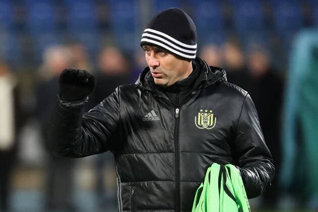 Anderlecht s head coach Rene Weiler gestures during a training session of Belgian soccer team RSC Anderlecht in Saint-Petersburg, Russia, Wednesday 22 February 2017. Tomorrow Anderlecht is playing 1 16 finales return leg game of the Europa League competition against Russian team FC Zenit. Anderlecht won 2-0 the first leg. VIRGINIExLEFOUR  x05052494x