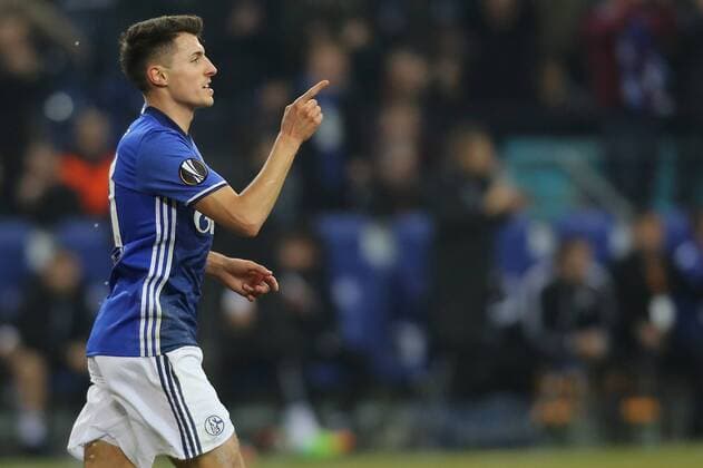 Gelsenkirchen, Germany 22.02.2017, Europa League, Round of 32, 2nd leg, FC Schalke 04 vs PAOK FC, Alessandro Schoepf (Schalke) Torjubel 1-0. ( DeFodi512