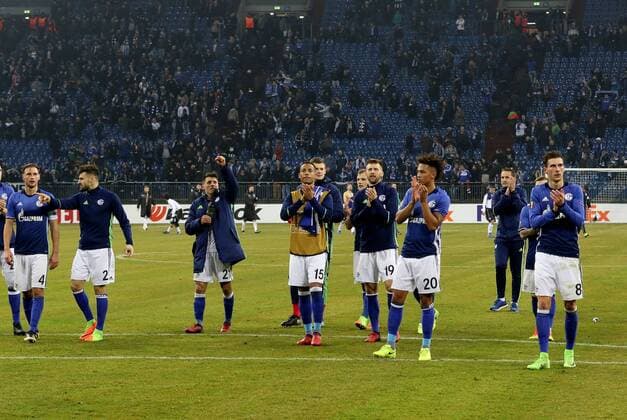 22.02.2017 - Die Spieler vom FC Schalke 04 freuen sich über das Weiterkommen in der Europa League beim Europa League Sechzehntelfinale Rückspiel (Saison 2016 17) FC Schalke 04 - PAOK Thessaloniki. Copyright Thomas Pakusch