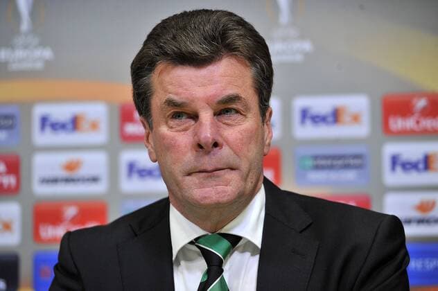 Fußball, EL, Borussia Mönchengladbach Pressekonferenz Italy: Borussia Monchengladbach press conference PK Pressekonferenz Borussia Mönchengladbach s head coach Dieter Hecking during the press conference at the Artemio Franchi Stadium on the eve of the UEFA Europa League Round of 32 - 2nd leg soccer match against A.c.f. Fiorentina.  GiacomoxMorinix xPacificxPress
