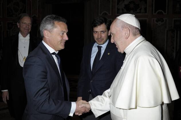 Fußball, EL, Papst Franziskus empfängt FC Villarreal NO FRANCE - NO SWITZERLAND: February 23, 2017 : Pope Francis receives in audience the executives and player of the team Villarreal CF , came to Rome to play a game of Europa League 2017 , in the Clementine Hall of the Apostolic Vatican Palace. EDITORIAL USE ONLY. NOT FOR SALE FOR MARKETING OR ADVERTISING CAMPAIGNS.  Copyright: xÂ©ServizioFotograficoOR CPPx xIPx xCatholicxPressxPhotox