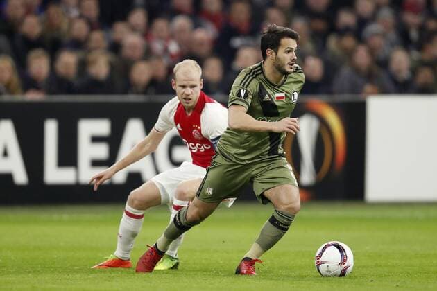 (L-R) Davy Klaassen of Ajax, Jurijs Zigajevs of Latviaduring the UEFA Europa League round of 16 match between Ajax Amsterdam and Legia Warsaw at the Amsterdam Arena on February 23, 2017 in Amsterdam, The Netherlands Ajax v Legia Warschau UEFA Europa League 2016 2017 xVIxxIVx 7183729