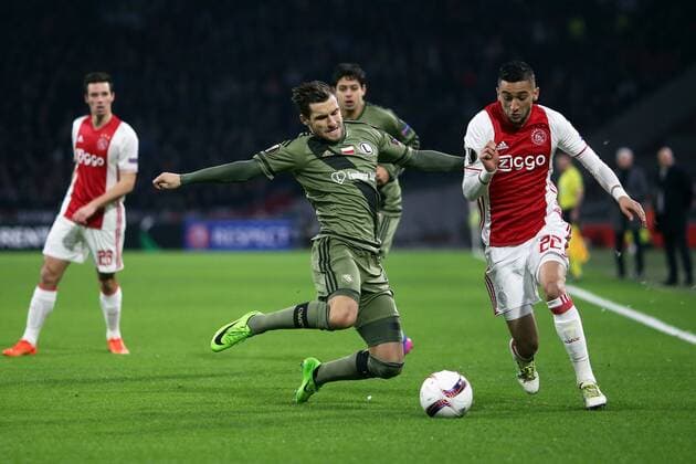 AMSTERDAM 23.02.2017 UEFA EUROPA LEAGUE SECOND LEG MATCH: AJAX AMSTERDAM - LEGIA WARSAW: LUKASZ BROZ, HAKIM ZIYECH  20170223CSLG0029