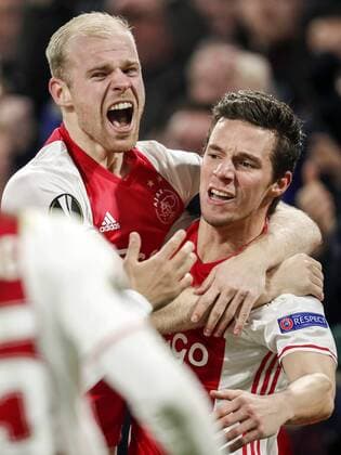 (L-R) Davy Klaassen of Ajax, Nick Viergever of Ajaxduring the UEFA Europa League round of 16 match between Ajax Amsterdam and Legia Warsaw at the Amsterdam Arena on February 23, 2017 in Amsterdam, The Netherlands Ajax v Legia Warschau UEFA Europa League 2016 2017 xVIxxIVx 7184106