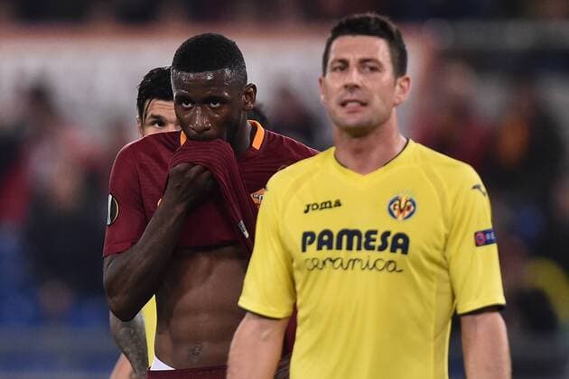 Antonio Rüdiger sent off from referee Felix Zwayer Roma 23-02-2017 Stadio Olimpico Football Europa League 2016 2017 Round of 32 AS Roma - Villarreal AndreaxStaccioli