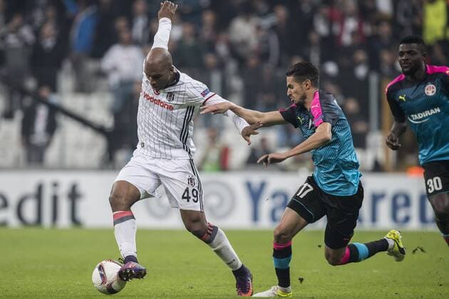 (L-R) Ryan Babel of Besiktas JK, Matan Ohayon of Hapoel Be’er Shevaduring the UEFA Europa League round of 16 match between Besiktas JK and Hapoel Be’er Sheva on February 23, 2017 at the Vodafone Arena in Istanbul, Turkey Besiktas JK v Hapoel Be’er Sheva UEFA Europa League 2016 2017 xVIxGerritxvanxKeulenxIVx 7184425