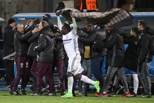 Anderlecht s Frank Acheampong celebrates after winning the qualification to next round with 3-0 at a game between Russian team FC Zenit and Belgian soccer team RSC Anderlecht, return leg of the 1 16 finals of the Europa League competition, Thursday 23 February 2017, in Saint Petersburg, Russia. Anderlecht won 2-0 the first leg. VIRGINIExLEFOUR  x05053449x