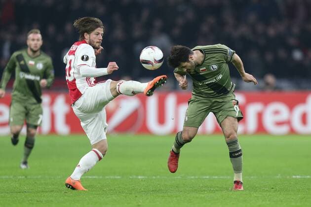 23.02.2017 AMSTERDAM 23.02.2017 UEFA EUROPA LEAGUE SECOND LEG MATCH: AJAX AMSTERDAM - LEGIA WARSAW: LASSE SCHONE, VALERI KAZAISHVILI ---  20170223CSLG0055