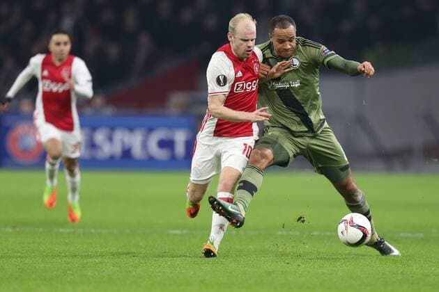 23.02.2017 AMSTERDAM 23.02.2017 UEFA EUROPA LEAGUE SECOND LEG MATCH: AJAX AMSTERDAM - LEGIA WARSAW: DAVY KLAASSEN, VADIS ODJIDJA-OFOE ---  20170223CSLG0066