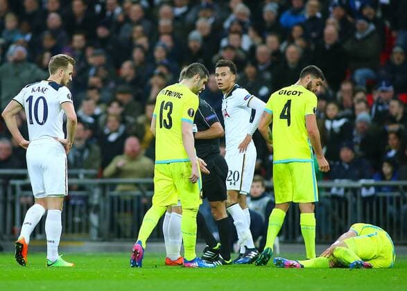 February 23rd 2017, Wembley Stadium, London, England; UEFA Europa League football, 2nd leg, Tottenham Hotspur versus KAA Gent; Dele Alli of Tottenham is shown a straight Red Card in the 39th minute by Referee Manuel de Sousa, for a bad challenge on Brecht Dejaegere of Gent, as Christian Eriksen of Tottenham appeals to the Referee xMarkxKertonx  ActionPlus11849493