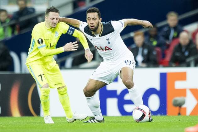 Gent s Danijel Milicevic and Tottenham s midfielder Mousa Dembele fight for the ball during a game between British team Tottenham and Belgian soccer team KAA Gent, return leg of the 1 16 finals of the Europa League competition, in Wembley stadium, London, Thursday 23 February 2017. Gent won the first leg 1-0. JASPERxJACOBS  x05053526x