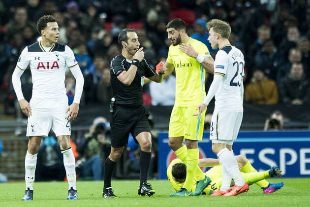 Tottenham s midfielder Dele Alli, Gent s Samuel Gigot and Tottenham s midfielder Christian Eriksen reacts during a game between British team Tottenham and Belgian soccer team KAA Gent, return leg of the 1 16 finals of the Europa League competition, in Wembley stadium, London, Thursday 23 February 2017. Gent won the first leg 1-0. JASPERxJACOBS  x05053530x