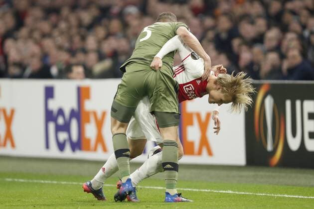 (L-R) Jakub Czerwinski of Legia Warszawa, Kasper Dolberg of Ajaxduring the UEFA Europa League round of 16 match between Ajax Amsterdam and Legia Warsaw at the Amsterdam Arena on February 23, 2017 in Amsterdam, The Netherlands Ajax v Legia Warschau UEFA Europa League 2016 2017 xVIxxIVx 7185558