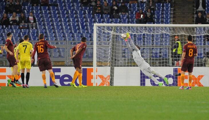 February 23rd 2017, Stadi Olimpico, Rome, Italy, UEFA Europa League, AS Roma versus Villareal; Goalkeeper Alisson Becker (roma) with the diving save xActivaxFotox  ActionPlus11849591