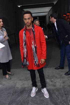 Milan, Lewis Hamilton host the parade Emporio Armani  Copyright: xSimonexComix xIPAx xSimonexComix