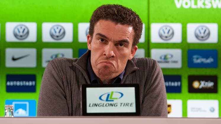 Themen der Woche - Sport Bilder des Tages - SPORT Trainer Valerien Ismael (VfL Wolfsburg) während der Pressekonferenz nach Bundesliga-Spiel beim VfL Wolfsburg, Fussball, Bundesliga, VfL Wolfsburg - SV Werder Bremen, xobx