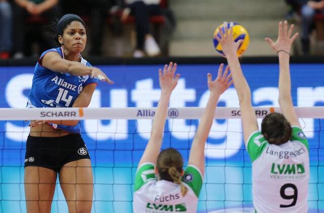 Bilder des Tages - SPORT Stuttgart Volleyball Allianz MTV Stuttgart vs. USC Münster, Aiyana Whitney (Stuttgart)