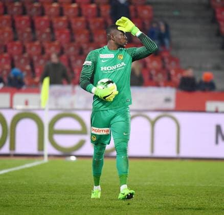 2.02.2017 Zürich , Letzigrund Fussball Herren Saison 2016 2017 Grasshopper Club Zürich - BSC Young Boys . Bild zeigt YB Torhüter Yvon Mvogo Einzelbild Aktion 